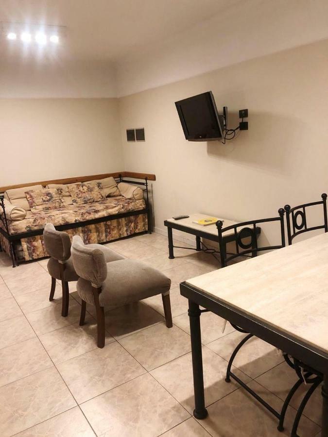 شقة Departamento Centrico Mendoza-Reina Victoria المظهر الخارجي الصورة